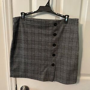 Windsor Black and White Asymmetrical Pencil Skirt